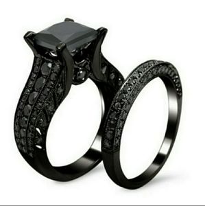 Black Gray Gothic Sapphire Wedding Set
